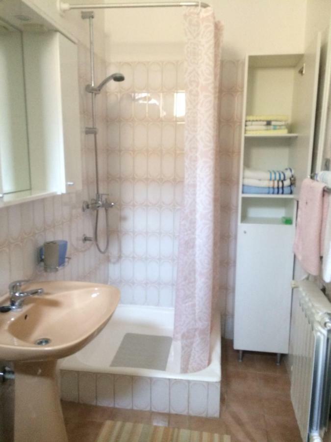 Apartment Tinna Cres Esterno foto